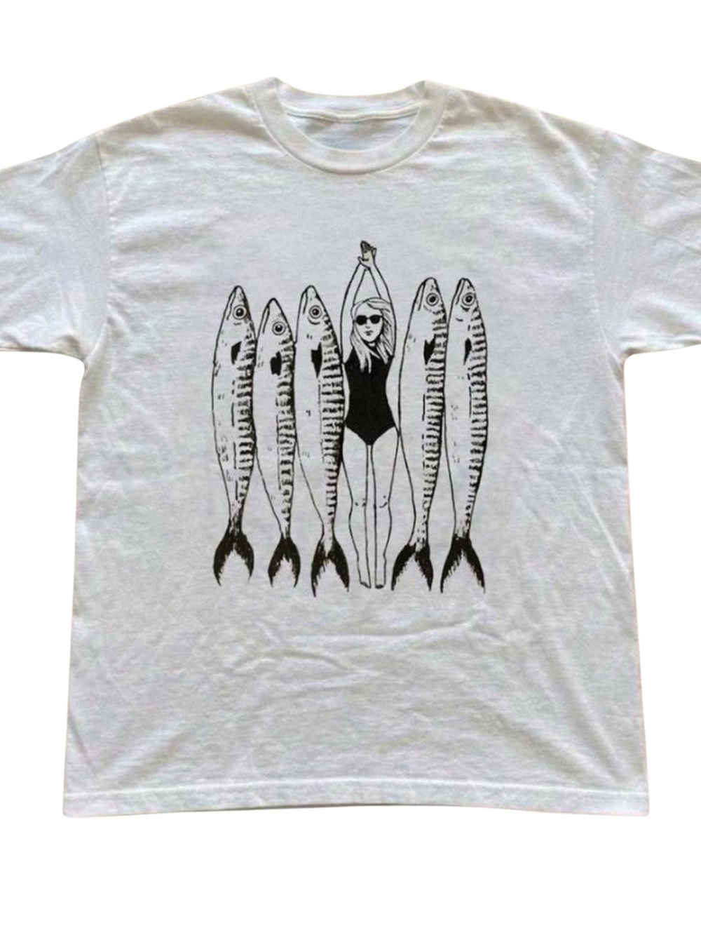 Gildan Black Graphic Swimmer & Fish Crewneck Tee